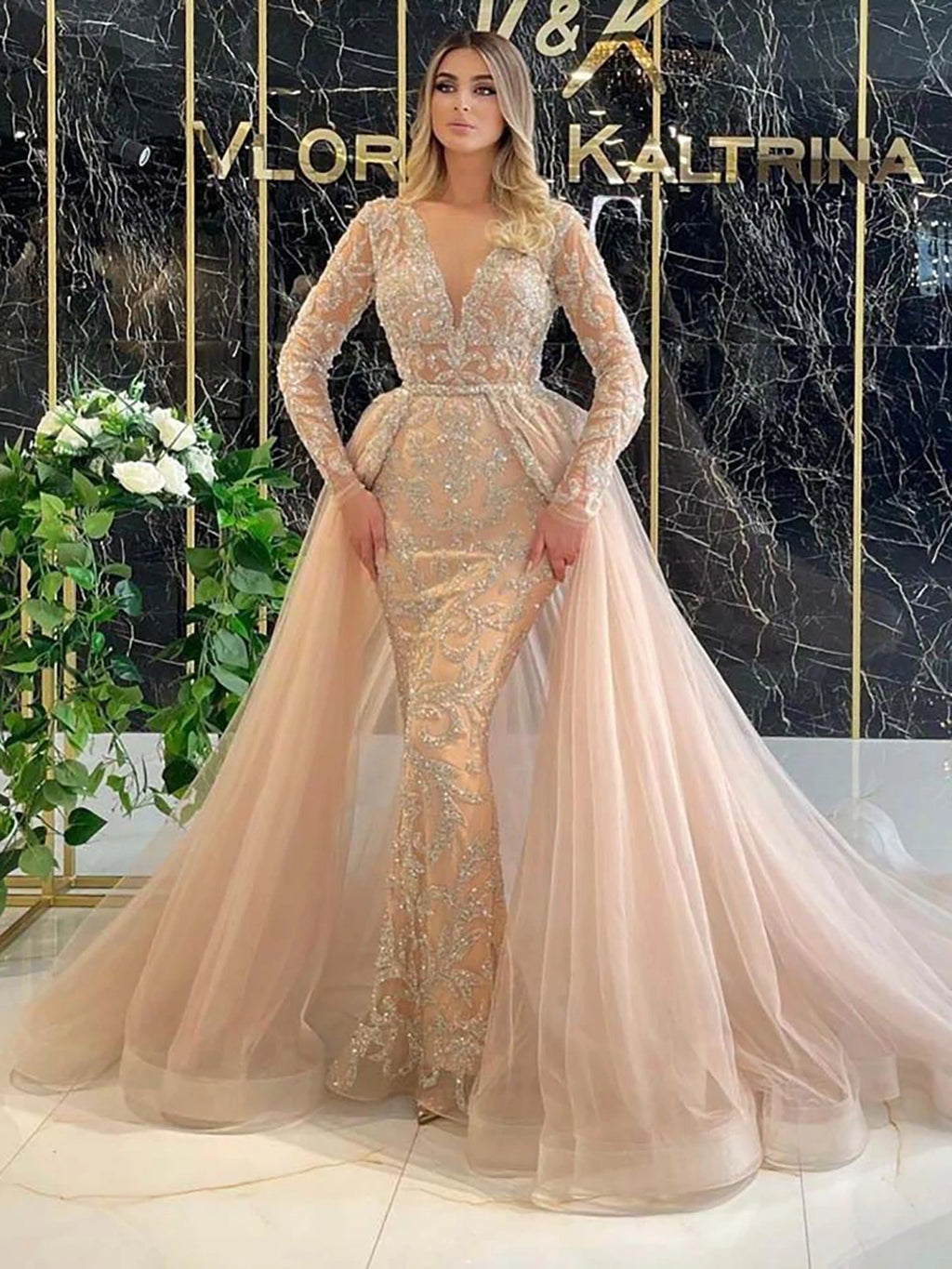 Luxurious Gold Sequin Appliques Evening Dress